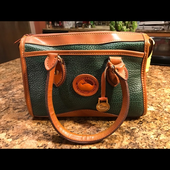 Vintage Dooney & Bourke - Picture 8 of 8